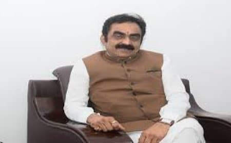 मीनाक्षी नटराजन मामले में सुप्रीम कोर्ट पर टिप्पणी को लेकर कांग्रेस पर बरसे मंत्री राकेश सिंह मीनाक्षी नटराजन मामले में सुप्रीम कोर्ट पर टिप्पणी को लेकर कांग्रेस पर बरसे मंत्री राकेश सिंह