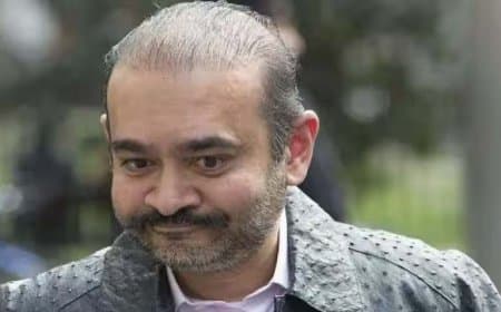 भगोड़े हीरा कारोबारी नीरव मोदी को झटका...लौटाने होंगे 100 करोड़ ... बहानेबाजी पर जज ने लगाई फटकार भगोड़े हीरा कारोबारी नीरव मोदी को झटका...लौटाने होंगे 100 करोड़ ... बहानेबाजी पर जज ने लगाई फटकार