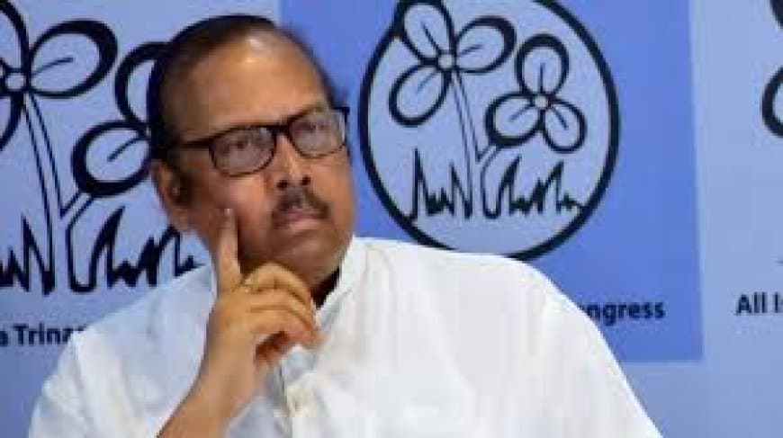विधायकों के बाद अब TMC के 21 सांसदों ने की BJP प्रभारी के साथ गुप्त बैठक, सुखेंदु शेखर रे का इस्तीफा विधायकों के बाद अब TMC के 21 सांसदों ने की BJP प्रभारी के साथ गुप्त बैठक, सुखेंदु शेखर रे का इस्तीफा