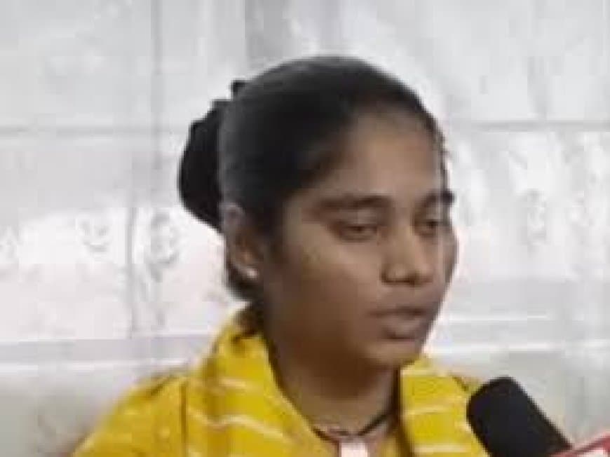 राजा रघुवंशी हत्याकांड: जमानत पर बाहर सोनम का बड़ा दावा, कहा- 'मैं नेपाल नहीं, शिलांग में हूं' राजा रघुवंशी हत्याकांड: जमानत पर बाहर सोनम का बड़ा दावा, कहा- 'मैं नेपाल नहीं, शिलांग में हूं'