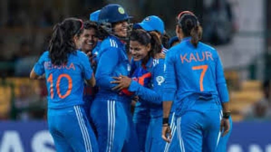 ICC महिला रैंकिंग में भारतीय खिलाड़ियों का जलवा: श्री चरणी और दीप्ति शर्मा ने लगाई लंबी छलांग ICC महिला रैंकिंग में भारतीय खिलाड़ियों का जलवा: श्री चरणी और दीप्ति शर्मा ने लगाई लंबी छलांग