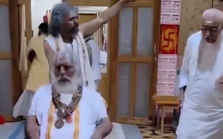 अयोध्या राम मंदिर चढ़ावा चोरी मामला: ट्रस्ट की बैठक शुरू, चंपत राय और अनिल मिश्रा के इस्तीफों पर बड़ा फैसला अयोध्या राम मंदिर चढ़ावा चोरी मामला: ट्रस्ट की बैठक शुरू, चंपत राय और अनिल मिश्रा के इस्तीफों पर बड़ा फैसला
