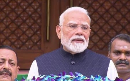 प्रधानमंत्री मोदी ने की युवाओं की तारीफ... राहुल गांधी पर तंज... मैं किसी 56 वर्षीय युवक की बात नहीं कर रहा हूं... प्रधानमंत्री मोदी ने की युवाओं की तारीफ... राहुल गांधी पर तंज... मैं किसी 56 वर्षीय युवक की बात नहीं कर रहा हूं...