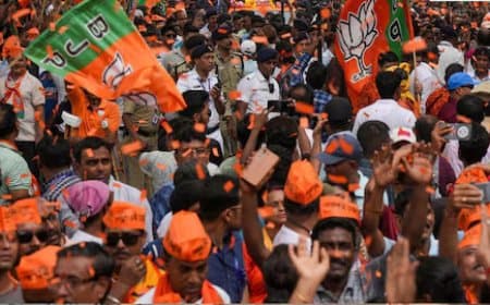 भाजपाइयों ने घेरे देशभर में कांग्रेस कार्यालय .. कहा- राहुल के पीएम आवास के बाहर दिए धरने को बताया 'अराजकता का प्रतीक भाजपाइयों ने घेरे देशभर में कांग्रेस कार्यालय .. कहा- राहुल के पीएम आवास के बाहर दिए धरने को बताया 'अराजकता का प्रतीक