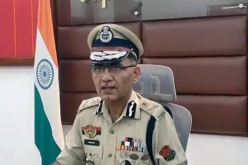त्रिपुरा में हड़कंप: पुलिस मुख्यालय में मिला डीजीपी धनखड़ का शव ... नीरव मोदी घोटाले की जांच का किया था नेतृत्व