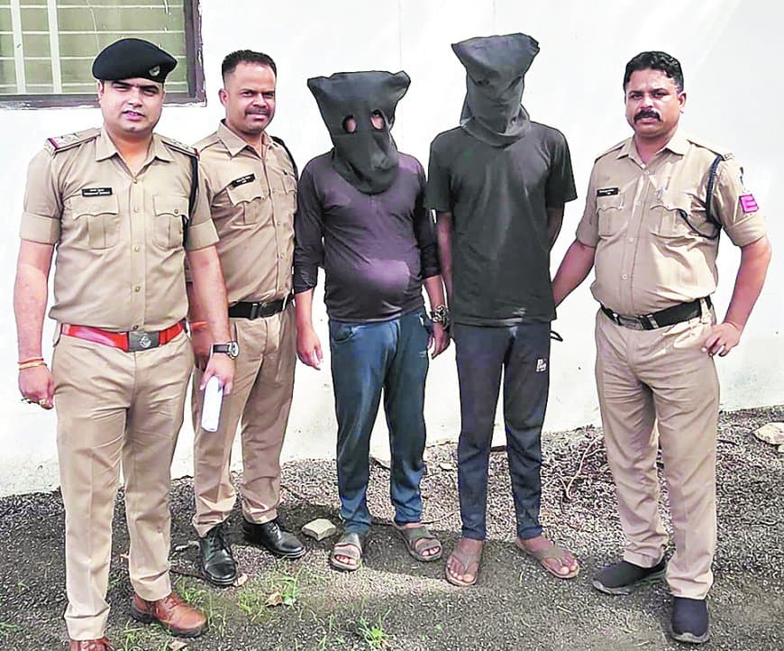 रीवा-मऊगंज बना ड्रग तस्करों का सेफ हैवन, ग्यारह करोड़ की एमडी बरामद, नेटवर्क बेनकाब रीवा-मऊगंज बना ड्रग तस्करों का सेफ हैवन, ग्यारह करोड़ की एमडी बरामद, नेटवर्क बेनकाब
