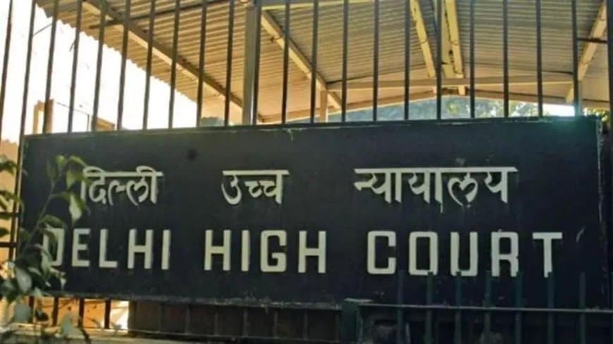 दिल्ली हाईकोर्ट ने दो टूक शब्दों में कहा- सह-आरोपी को दूसरे की माफी याचिका का विरोध करने का हक नहीं दिल्ली हाईकोर्ट ने दो टूक शब्दों में कहा- सह-आरोपी को दूसरे की माफी याचिका का विरोध करने का हक नहीं