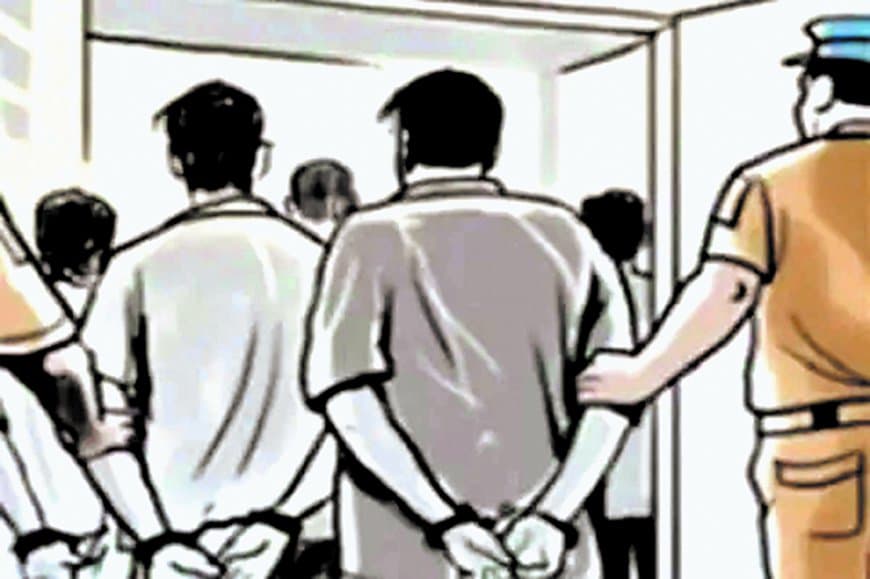 वाहन चोर और मोबाइल स्नैचर गैंग गिरफ्तार, तीन वारदातों का खुलासा, चोरी का माल बरामद वाहन चोर और मोबाइल स्नैचर गैंग गिरफ्तार, तीन वारदातों का खुलासा, चोरी का माल बरामद