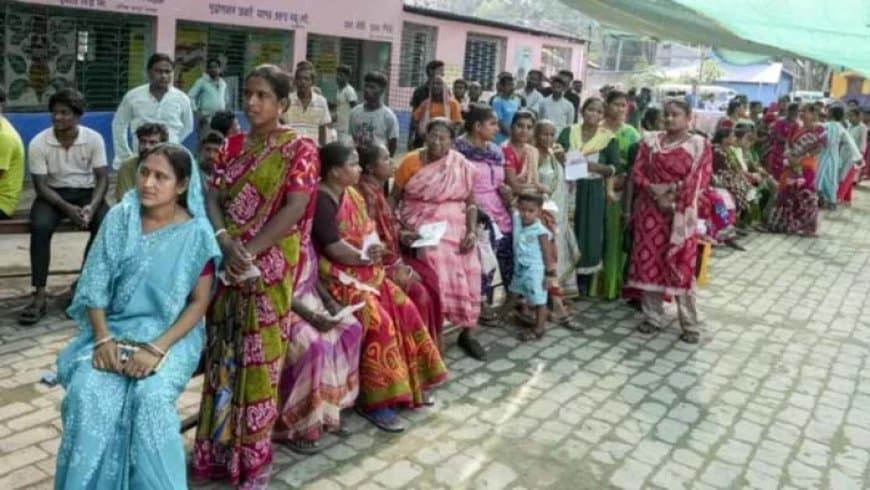तीन राज्यों में उपचुनाव: दतिया में 16 और बांकीपुर में 6.70 फीसदी वोटिंग... केंद्रों पर लगी कतार... वोटर में उत्साह तीन राज्यों में उपचुनाव: दतिया में 16 और बांकीपुर में 6.70 फीसदी वोटिंग... केंद्रों पर लगी कतार... वोटर में उत्साह