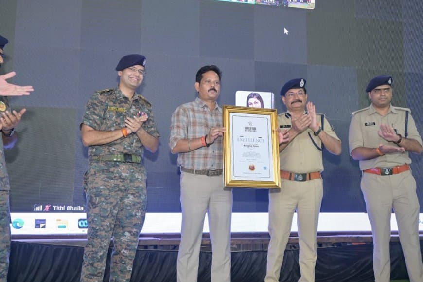 नशे से दूरी है जरूरी 2.0: अभियान को मिली वैश्विक पहचान... बालाघाट पुलिस ने रचा नया इतिहास नशे से दूरी है जरूरी 2.0: अभियान को मिली वैश्विक पहचान... बालाघाट पुलिस ने रचा नया इतिहास