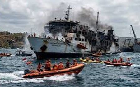 Indonesia Ferry Fire: इंडोनेशिया में फेरी में भीषण आग, 5 की मौत और 41 लोग लापता Indonesia Ferry Fire: इंडोनेशिया में फेरी में भीषण आग, 5 की मौत और 41 लोग लापता