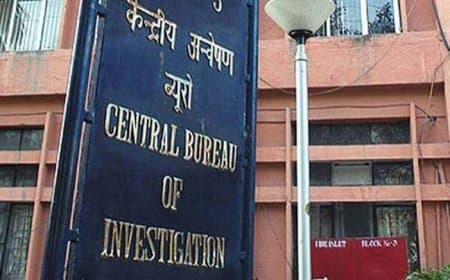 पूर्व फ्लाइंग ट्रेनिंग निदेशक कैप्टन अनिल गिल और 4 कंपनियों पर CBI की FIR, रिश्तेदारों के जरिए खेल का खुलासा पूर्व फ्लाइंग ट्रेनिंग निदेशक कैप्टन अनिल गिल और 4 कंपनियों पर CBI की FIR, रिश्तेदारों के जरिए खेल का खुलासा