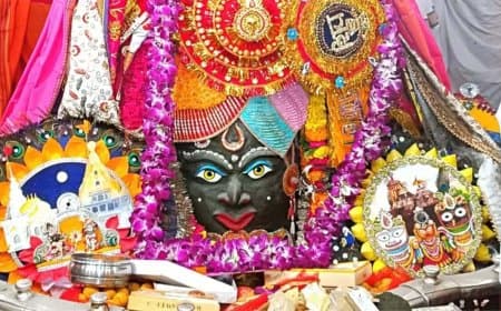 मध्यप्रदेश: सबसे पहले बाबा महाकाल के दरबार में राखी अर्पित की जाएगी... रक्षाबंधन पर लगेगा महाभोग मध्यप्रदेश: सबसे पहले बाबा महाकाल के दरबार में राखी अर्पित की जाएगी... रक्षाबंधन पर लगेगा महाभोग