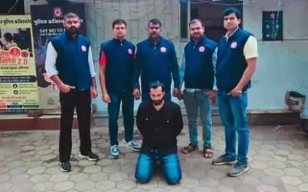 इंदौर: 2021 के 70 किलो एमडी ड्रग्स मामले में फरार आरोपी अकरम खान गिरफ्तार इंदौर: 2021 के 70 किलो एमडी ड्रग्स मामले में फरार आरोपी अकरम खान गिरफ्तार