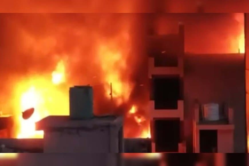 सऊदी अरब में मचा हड़कंप: रियाद की सोफा फैक्ट्री में लगी भीषण आग, 16 बांग्लादेशी नागरिक जिंदा जले