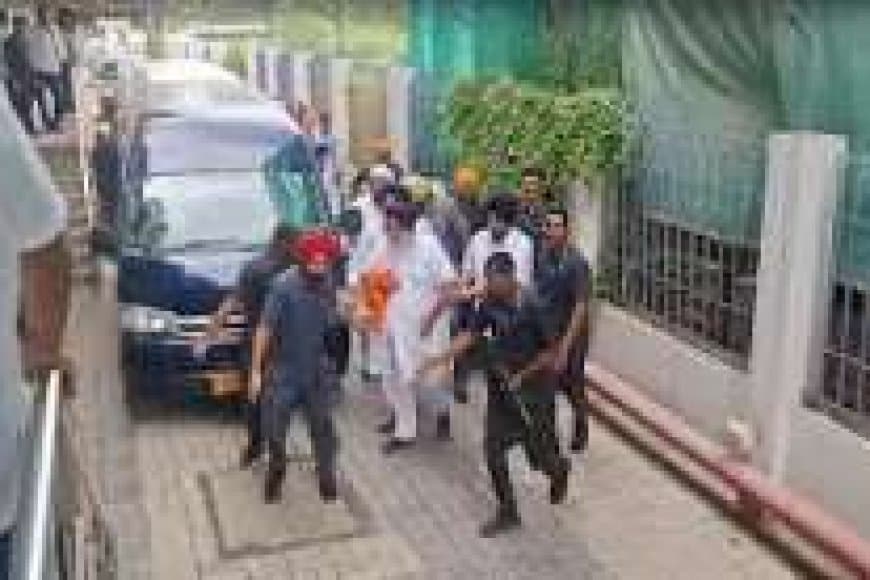 Sukhbir Singh Badal Attacked in Nanded: महाराष्ट्र में अकाली दल प्रमुख सुखबीर बादल पर हमला, आरोपी गिरफ्तार