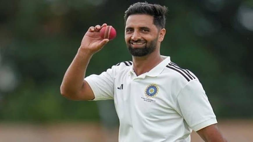 रणजी के शेर आकिब नबी को पहली बार टीम इंडिया में मौका, बुमराह की जगह श्रीलंका दौरे पर करेंगे कमाल रणजी के शेर आकिब नबी को पहली बार टीम इंडिया में मौका, बुमराह की जगह श्रीलंका दौरे पर करेंगे कमाल