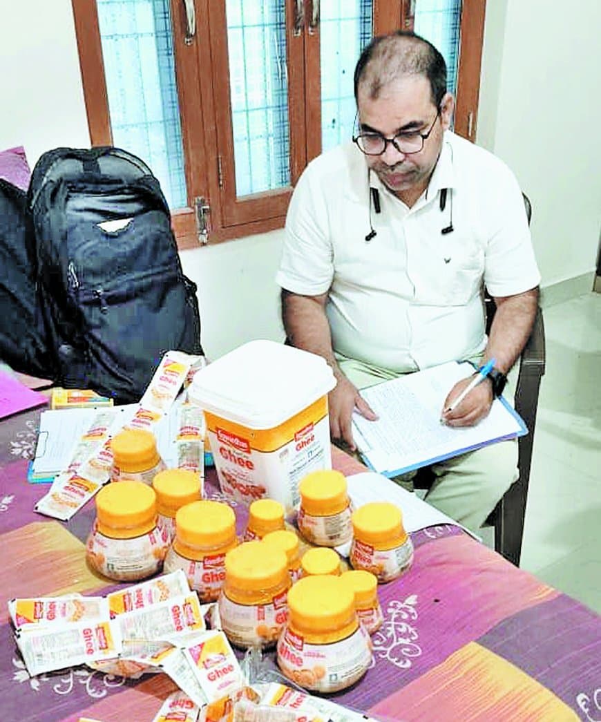 सतना में मिलावटी घी पर बड़ी कार्रवाई, दो दिनों में 1.10 लाख का संदिग्ध स्टॉक जब्त सतना में मिलावटी घी पर बड़ी कार्रवाई, दो दिनों में 1.10 लाख का संदिग्ध स्टॉक जब्त