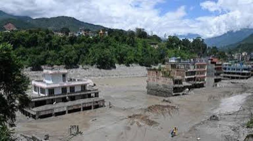 नेपाल-तिब्बत सीमा पर झील फटने से तबाही, भोटेकोशी और नारायणी नदी के पास हाई अलर्ट जारी नेपाल-तिब्बत सीमा पर झील फटने से तबाही, भोटेकोशी और नारायणी नदी के पास हाई अलर्ट जारी