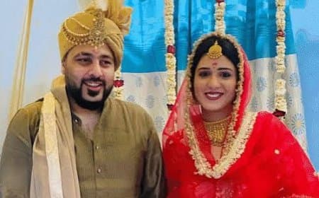 ईशा रिखी की नई शुरुआत: बादशाह से तलाक के बाद 'बिग बॉस 18' में आने को तैयार एक्ट्रेस ईशा रिखी की नई शुरुआत: बादशाह से तलाक के बाद 'बिग बॉस 18' में आने को तैयार एक्ट्रेस
