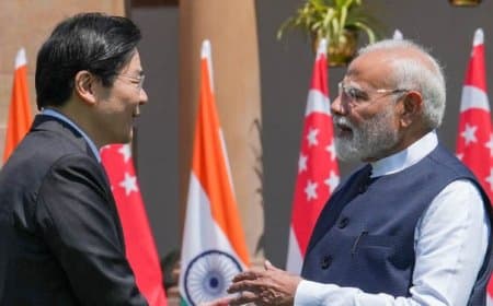 सबसे ज्यादा कमाई करने वाले प्रधानमंत्री बने वोंग... अमेरिका और भारत के राष्ट्राध्यक्ष भी छूटे पीछे सबसे ज्यादा कमाई करने वाले प्रधानमंत्री बने वोंग... अमेरिका और भारत के राष्ट्राध्यक्ष भी छूटे पीछे