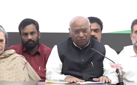 इंडिया गठबंधन में दरार... चुनाव आयोग को घेरा, देशभर में विपक्ष का गांधी जयंती से हल्ला बोल इंडिया गठबंधन में दरार... चुनाव आयोग को घेरा, देशभर में विपक्ष का गांधी जयंती से हल्ला बोल
