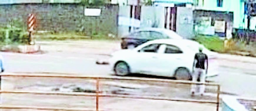 सिंगरौली में तेज रफ्तार कार ने आठ वर्षीय बच्ची को कुचला, मौके पर मौत, चालक फरार सिंगरौली में तेज रफ्तार कार ने आठ वर्षीय बच्ची को कुचला, मौके पर मौत, चालक फरार