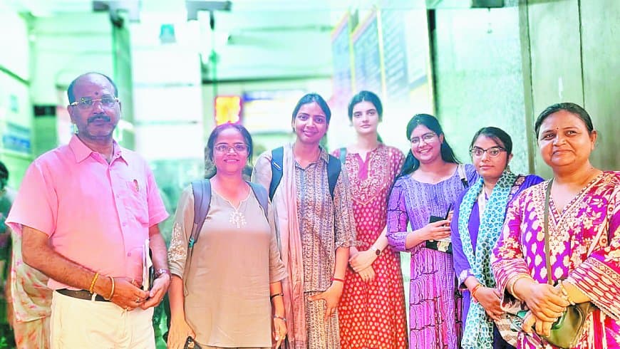 सतना जिला अस्पताल से शुरू होगा कंगारू मदर प्रोजेक्ट, माताओं को मिलेगा नवजात देखभाल प्रशिक्षण सतना जिला अस्पताल से शुरू होगा कंगारू मदर प्रोजेक्ट, माताओं को मिलेगा नवजात देखभाल प्रशिक्षण