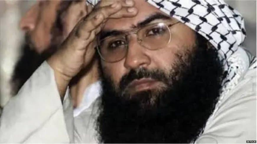 Masood Azhar in FIA Red Book: पाकिस्तान ने माना, आतंकी मसूद अजहर पर रखा 70 लाख का इनाम Masood Azhar in FIA Red Book: पाकिस्तान ने माना, आतंकी मसूद अजहर पर रखा 70 लाख का इनाम