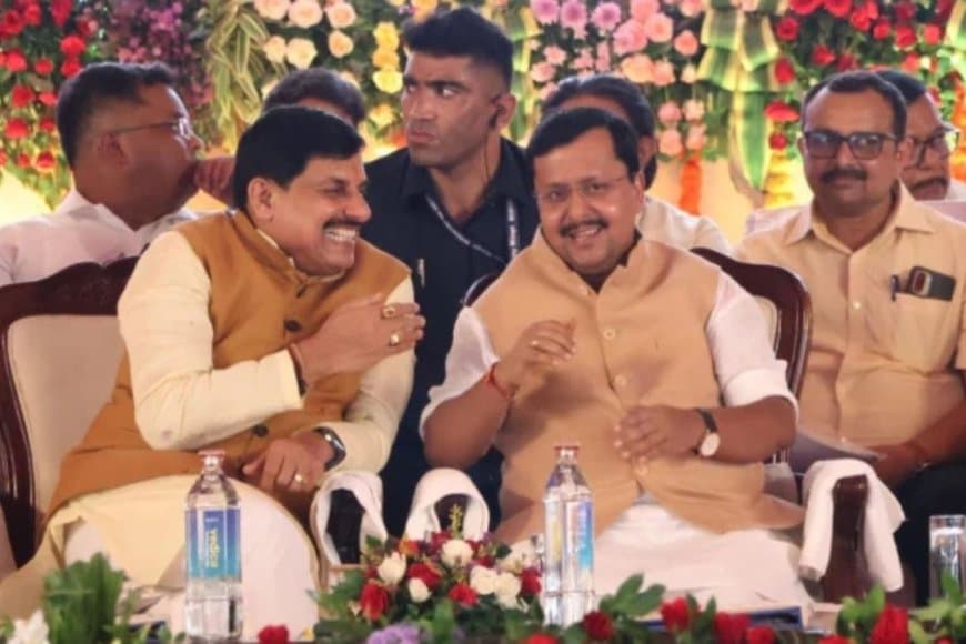 ग्रामीणों को मिले संपत्ति के मालिकाना हक, सीएम मोहन यादव और बीजेपी अध्यक्ष नितिन नबीन का कड़ा प्रहार ग्रामीणों को मिले संपत्ति के मालिकाना हक, सीएम मोहन यादव और बीजेपी अध्यक्ष नितिन नबीन का कड़ा प्रहार