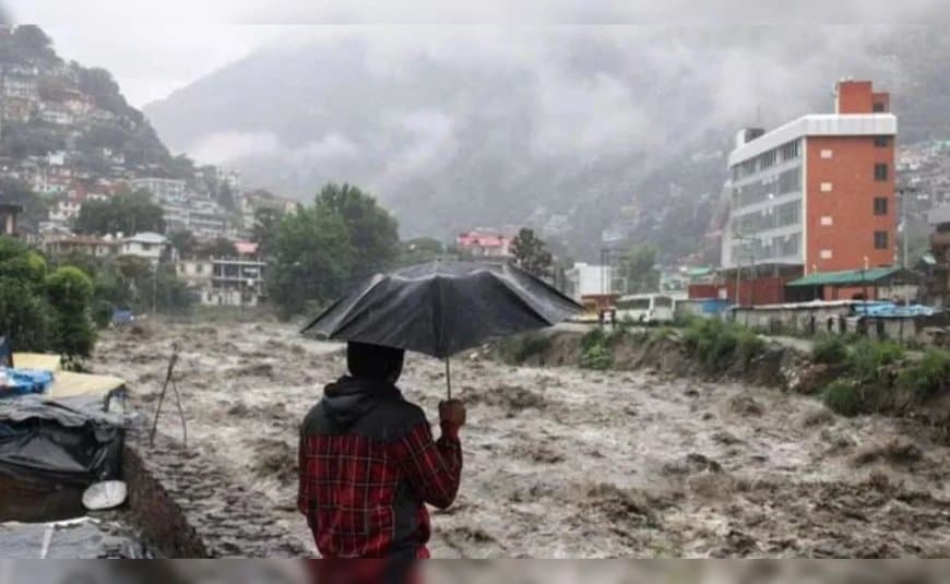 कुदरत का कहर: केदारनाथ मार्ग पर भूस्खलन... 4000 यात्री फंसे; यूपी में बारिश-आंधी से अब तक 29 की मौत कुदरत का कहर: केदारनाथ मार्ग पर भूस्खलन... 4000 यात्री फंसे; यूपी में बारिश-आंधी से अब तक 29 की मौत