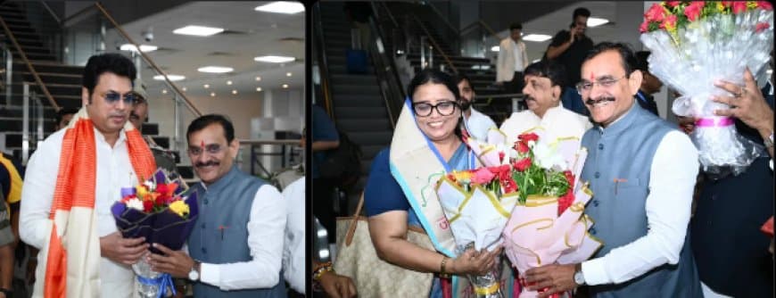 भोपाल पहुंचे भाजपा के नए प्रभारी बिप्लब देव और सह-प्रभारी रेखा वर्मा ... एयरपोर्ट पर वीडी शर्मा ने किया स्वागत भोपाल पहुंचे भाजपा के नए प्रभारी बिप्लब देव और सह-प्रभारी रेखा वर्मा ... एयरपोर्ट पर वीडी शर्मा ने किया स्वागत