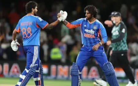 भारत बनाम न्यूजीलैंड दूसरा टी20: रोमांचक मुकाबले में भारत ने 2 विकेट से दर्ज की शानदार जीत, सीरीज में 2-0 की बढ़त भारत बनाम न्यूजीलैंड दूसरा टी20: रोमांचक मुकाबले में भारत ने 2 विकेट से दर्ज की शानदार जीत, सीरीज में 2-0 की बढ़त
