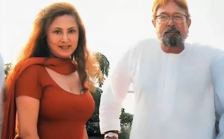 राजेश खन्ना-अनीता आडवाणी केस: सुप्रीम कोर्ट ने खारिज की याचिका, कहा- 'यह विलासितापूर्ण मुकदमेबाजी' राजेश खन्ना-अनीता आडवाणी केस: सुप्रीम कोर्ट ने खारिज की याचिका, कहा- 'यह विलासितापूर्ण मुकदमेबाजी'