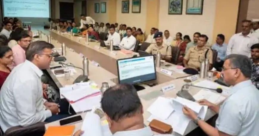 सीएम हेल्पलाइन की शिकायतों पर मुख्य सचिव सख्त, अतिक्रमण और 100 दिन से लंबित मामलों पर दिए कड़े निर्देश सीएम हेल्पलाइन की शिकायतों पर मुख्य सचिव सख्त, अतिक्रमण और 100 दिन से लंबित मामलों पर दिए कड़े निर्देश