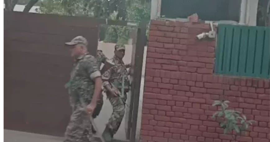 CBI Raid in Punjab: भगवंत मान के चंडीगढ़ कैंप ऑफिस पर CBI का छापा, HC के आदेश के बाद OSD पर कसेगा शिकंजा CBI Raid in Punjab: भगवंत मान के चंडीगढ़ कैंप ऑफिस पर CBI का छापा, HC के आदेश के बाद OSD पर कसेगा शिकंजा