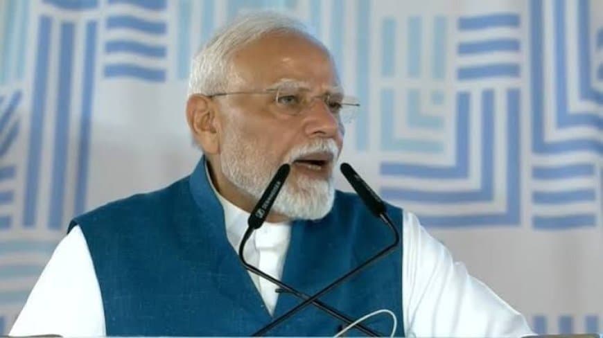 25 शहरों में मेट्रो का विस्तार, 13 हजार करोड़ की विकास परियोजनाओं का मोदी ने किया शुभारंभ, कहा- शिव और शक्ति की पावन भूमि है तमिलनाडु 25 शहरों में मेट्रो का विस्तार, 13 हजार करोड़ की विकास परियोजनाओं का मोदी ने किया शुभारंभ, कहा- शिव और शक्ति की पावन भूमि है तमिलनाडु