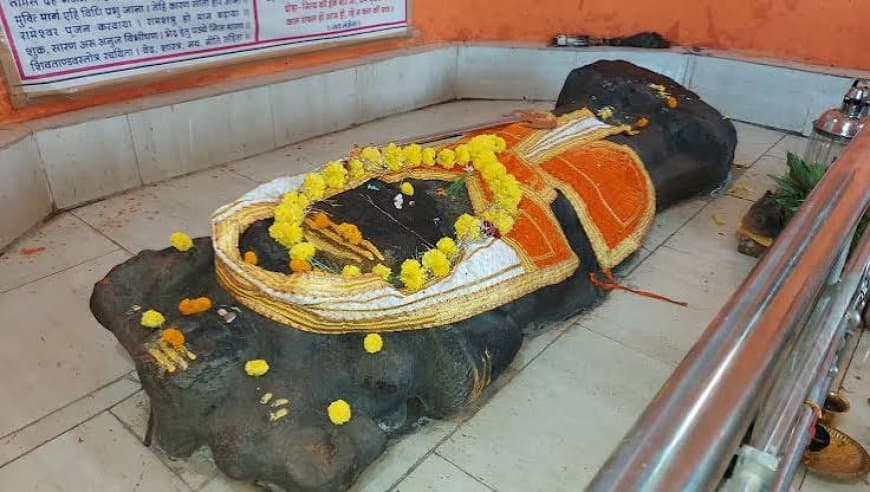 दशहरे पर नहीं जलता रावण! विदिशा के 'रावण गांव' की अनोखी परंपरा और आस्था की कहानी दशहरे पर नहीं जलता रावण! विदिशा के 'रावण गांव' की अनोखी परंपरा और आस्था की कहानी