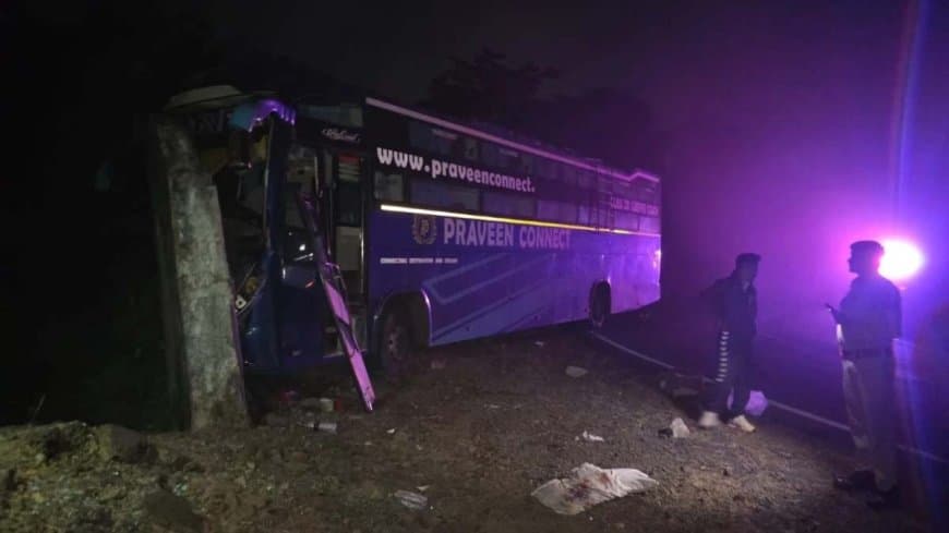 बालाघाट: इंदौर जा रही बस का छिंदवाड़ा में ब्रेक फेल, 17 यात्री घायल... तीन की हालत गंभीर बालाघाट: इंदौर जा रही बस का छिंदवाड़ा में ब्रेक फेल, 17 यात्री घायल... तीन की हालत गंभीर