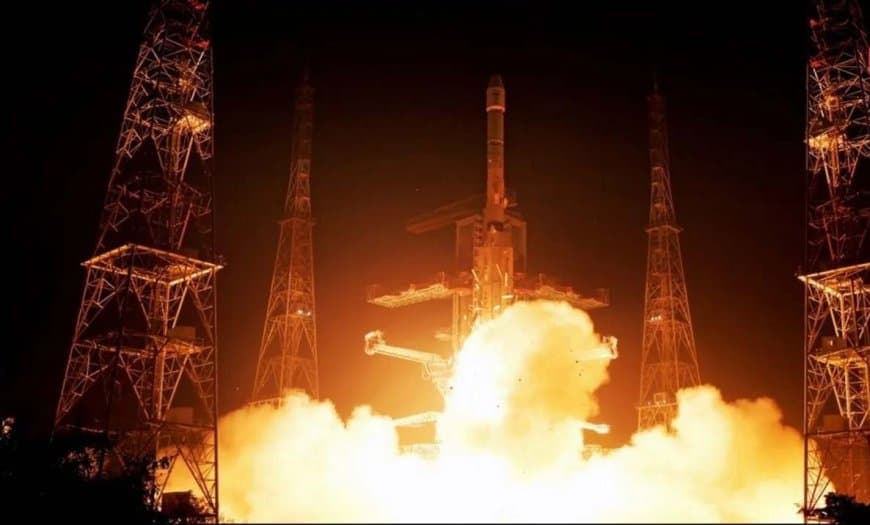 विदेश के भरोसे नहीं रहेगा भारत: स्वदेशी नाविक को मिली नई ताकत, इसरो ने लॉन्च किया एनवीएस-03 उपग्रह विदेश के भरोसे नहीं रहेगा भारत: स्वदेशी नाविक को मिली नई ताकत, इसरो ने लॉन्च किया एनवीएस-03 उपग्रह